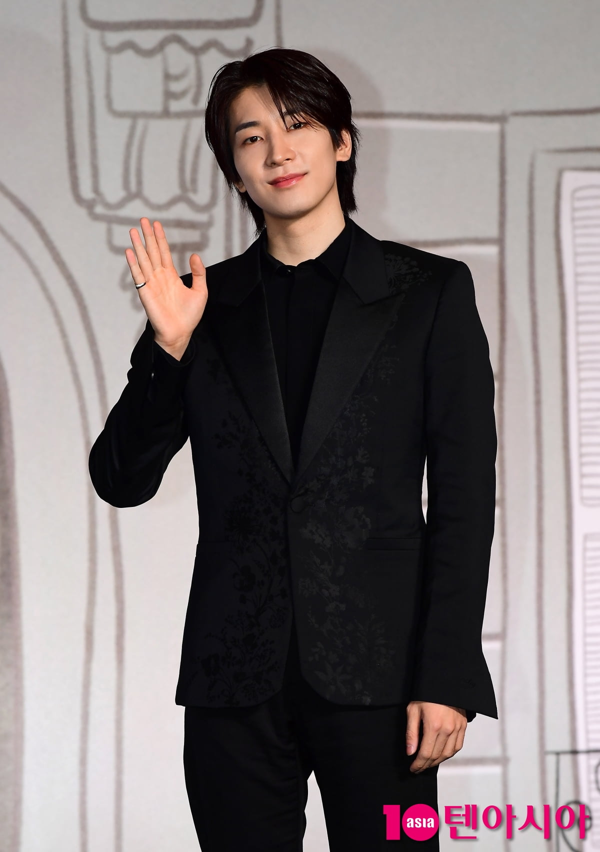 [TEN포토]세븐틴 원우 '훈훈한 비주얼'