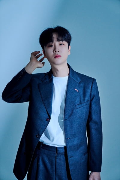 Song Min-jun, No. 1 male trot singer who is likely to win the full marathon course