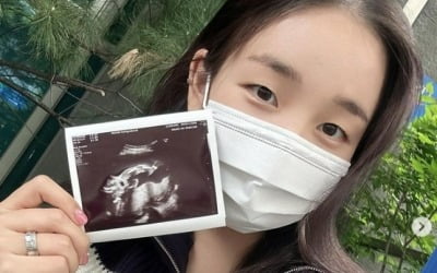 "아기 천사 찾아와" 백아연, 별·선예 이어 JYP 출신 다둥맘 될까 [TEN초점]