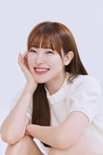 김아영, 100만 뷰티 유튜버로 변신…JTBC 신작 캐스팅