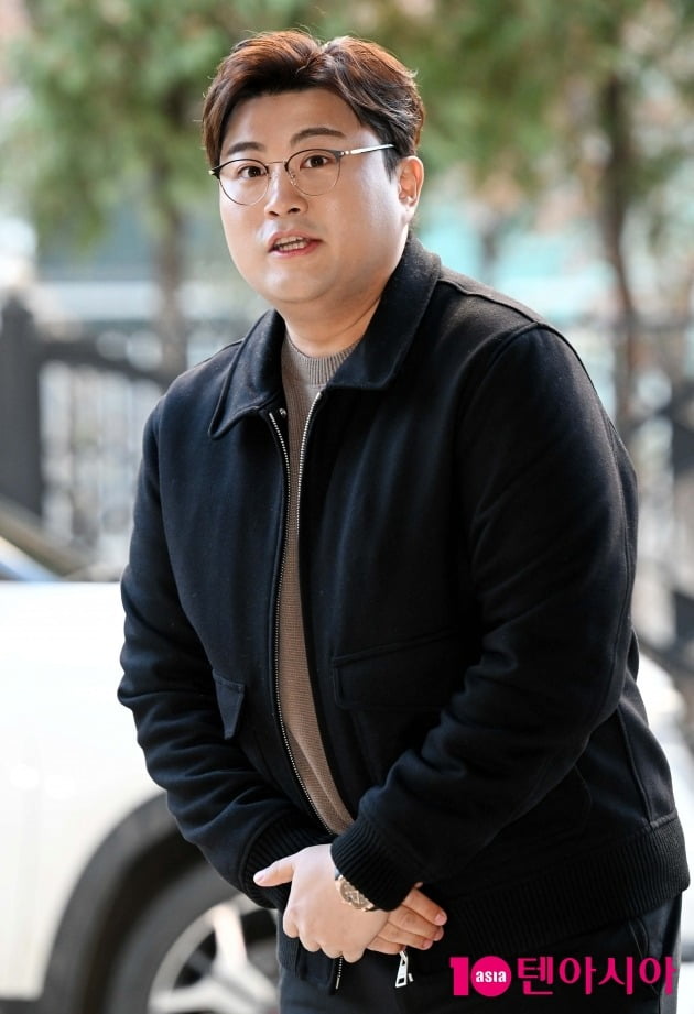 김호중, 뺑소니 입건에 공황장애지만 콘서트는 강행합니다 [TEN피플]