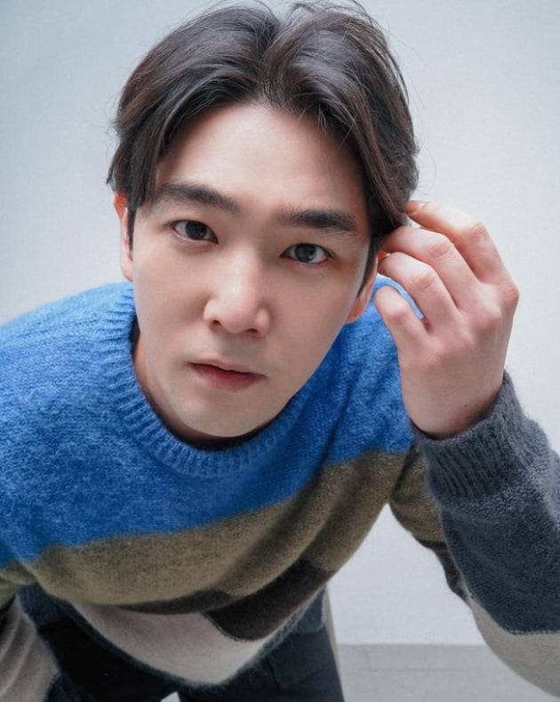이특 "자숙 15년, 용서 부탁"…강인, 복귀 기지개에 갑론을박 [TEN이슈] 