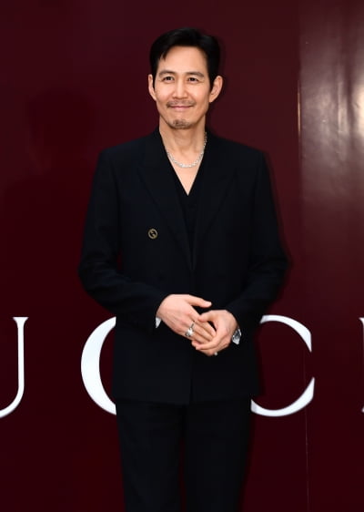 イ・ジョンジェ、「スターウォーズ」入城後、東洋系・言語克服がカギ