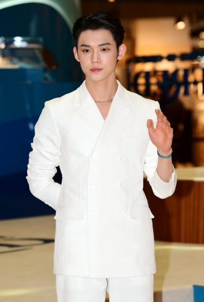 [TEN포토]TXT 연준 '손남신의 조각외모'