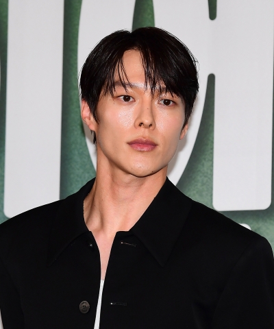 [TEN포토]장기용 '오늘도 멋짐'