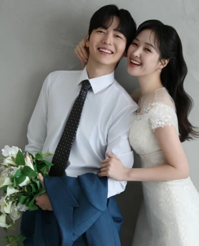 スピカの国、キム・ソンウン、サプライズ結婚発表