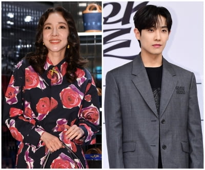 산다라박, 이준과 뜬금 열애설…동생 부부와 해외 동반 여행 사진까지[TEN이슈]