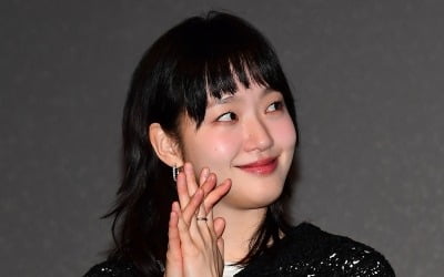 キム・ゴウン、4年目寄付、子どもたちに5000万ウォン寄託