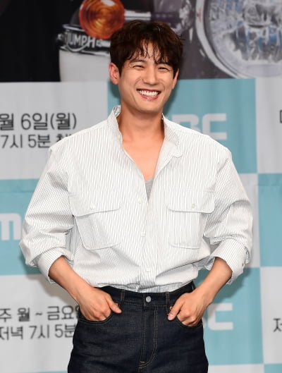 [TEN포토]서준영 '멋진 미소'