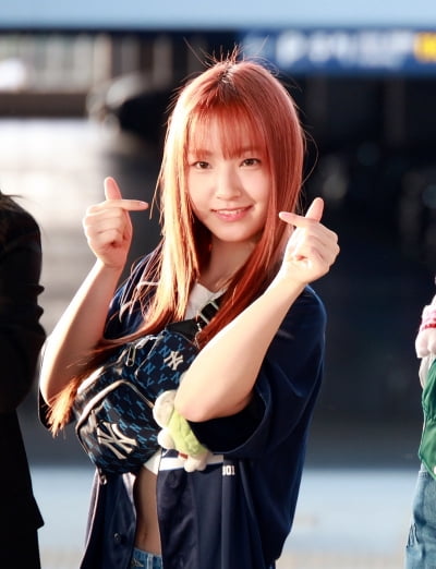 [TEN포토] 유니스 방윤하 '애교하는 귀요미'