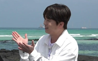 Chan-won Lee, takes the first exam to become a licensed real estate agent