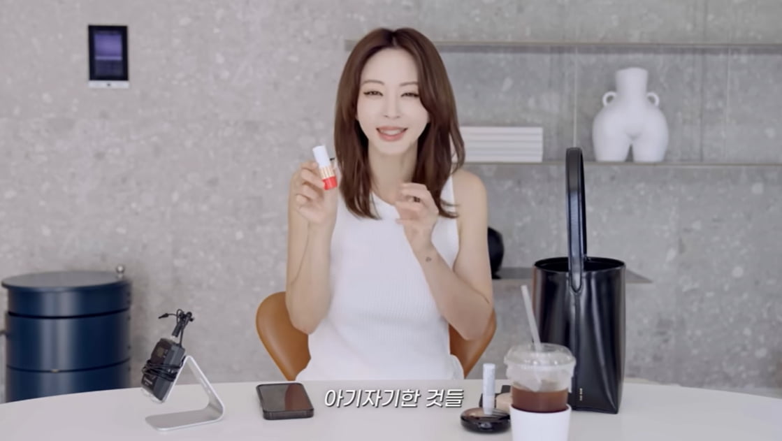 [종합] '♥10살 연하' 한예슬, 유부녀 됐다…"단 한 번도 '남친'으로 생각한 적 없어" ('한예슬 is')