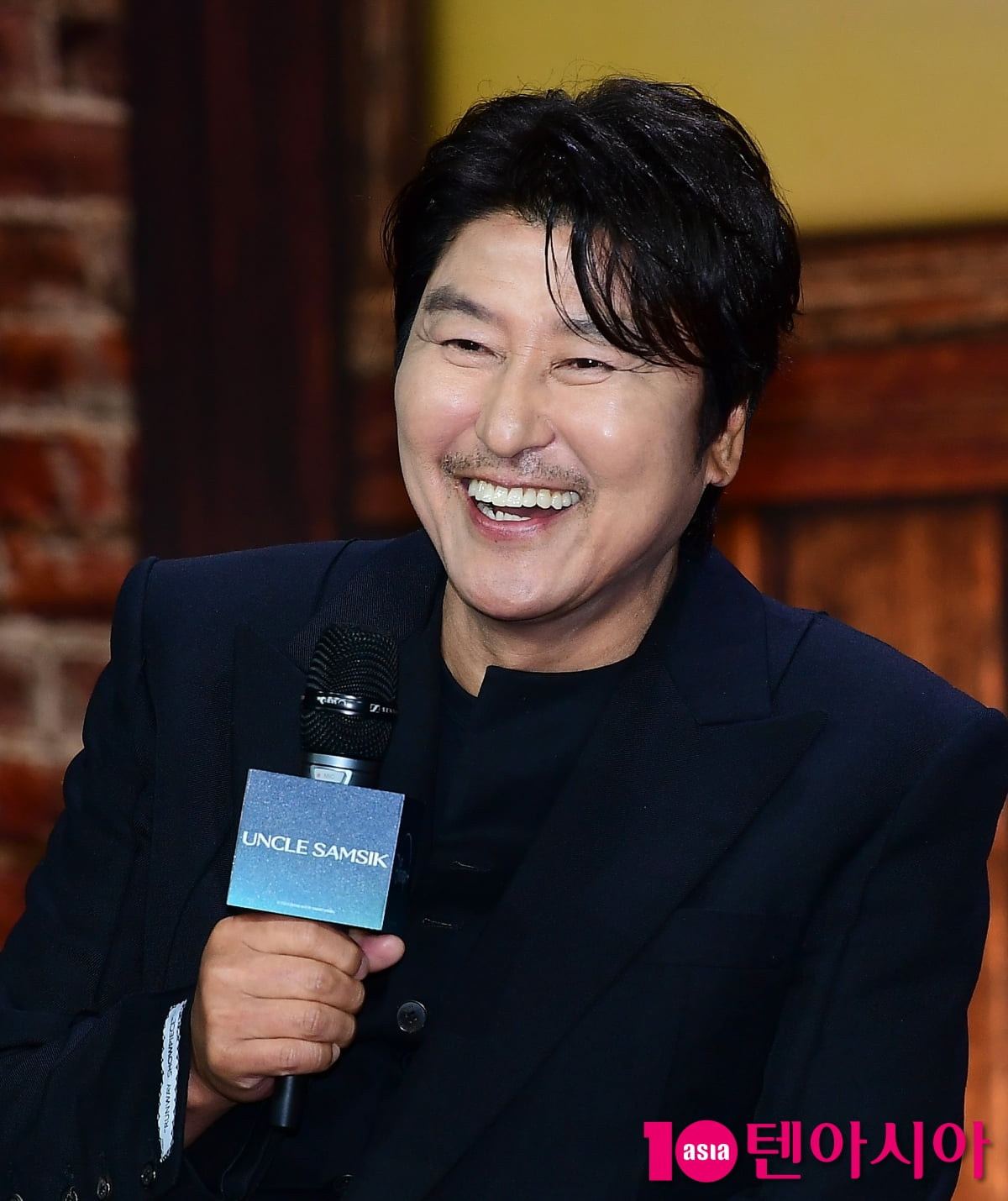 [TEN포토]송강호 '35년만에 첫 드라마...긴장되고 설레임'