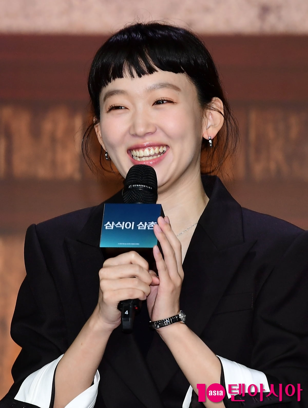 [TEN포토]진기주 '신인 송강호 연기 평가 자꾸 물어봐서 곤란했다'