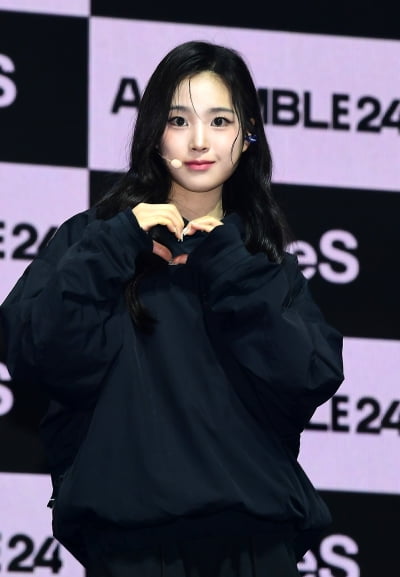 [TEN포토]트리플에스 지연 's24 마지막 멤버'
