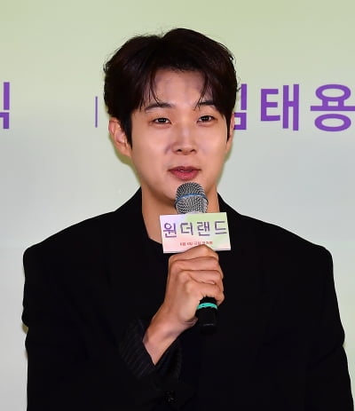 [TEN포토]최우식 '감독님의 따뜻함과 소통하며 영화 찍었다'