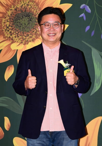 [TEN포토]서경덕 교수 '엄지척 최고입니다'