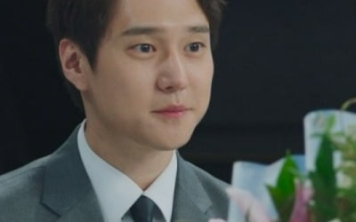 [종합] "무능한 경력직" 고경표, 강한나와 로맨스 시작되나…예능으로 복귀('비밀은 없어')