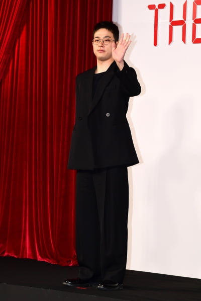 [TEN포토]박정민 '브레인의 손인사'