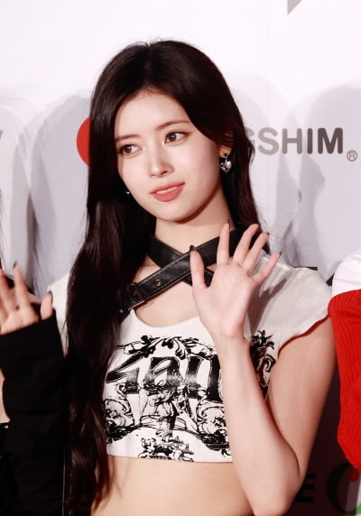 [TEN포토] 니쥬 리마 '비주얼이 사기캐'