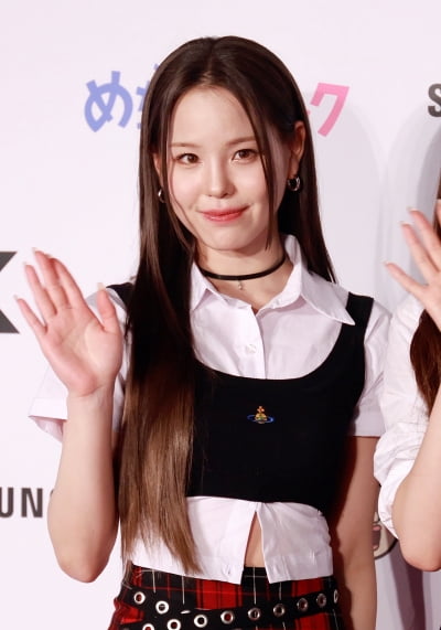 [TEN포토] 니쥬 마코 '싱그러운 꽃미소'