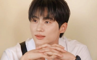 '유재석 예능 제자' 변우석, 굶주림 속 '뻔우석' 돌변…현장 난입 '발칵' ('런닝맨')
