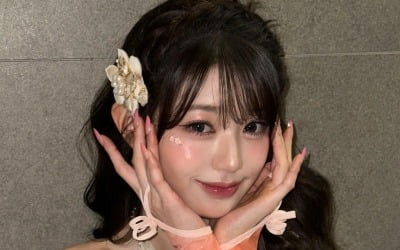 럭키비키 girl답네…장원영, 퓨전 한복 입고 선녀→공주·요정 미모 자랑
