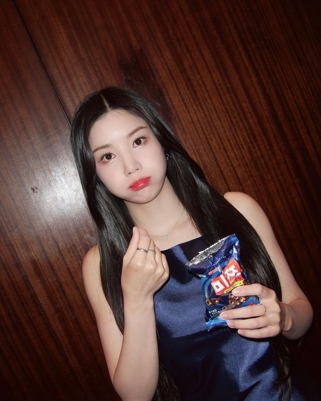 권은비, 워터밤 여신 답네…홀터넥 걸쳤을 뿐인데 볼륨감 드러나