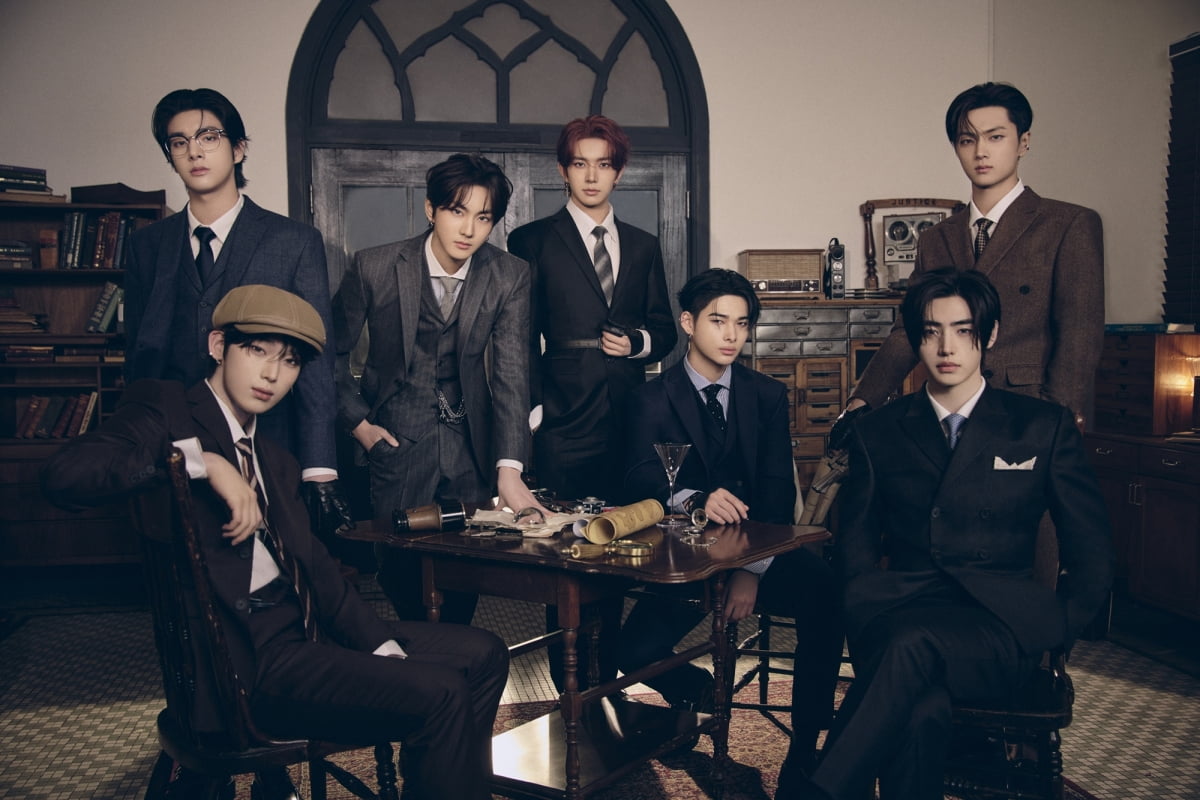 엔하이픈, 오늘(13일) 다크 문 스페셜 앨범 발매