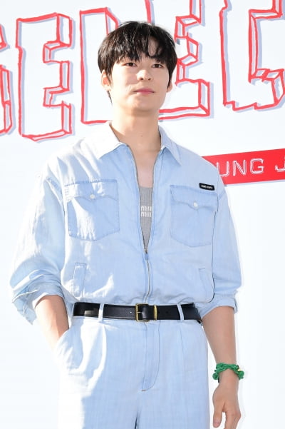 [TEN포토]송건희 '또렷한 이목구비'