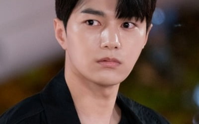 김명수, 이유영 막장 남친 단숨에 제압('함부로 대해줘')