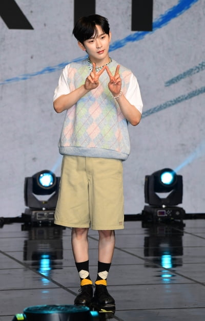 '6개월 만에 컴백' 휘브 "그동안 갈고닦았다, 자신감 넘치게 활동하고파"
