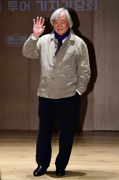 [TEN포토]백건우 '더 새로운 앨범 기대하세요'