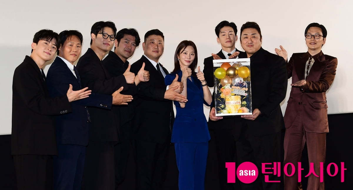 [TEN포토]영화 '범죄도시4' 최고 엄지척