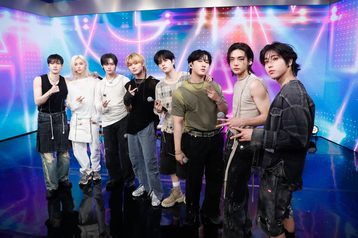 스트레이 키즈, 美 간판 모닝쇼 '굿모닝 아메리카'서 신곡 'Lose My Breath' 무대 첫 선