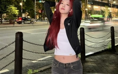 '골반 패드 논란 종결' 있지 유나, '황금 골반' 과시 [TEN★]
