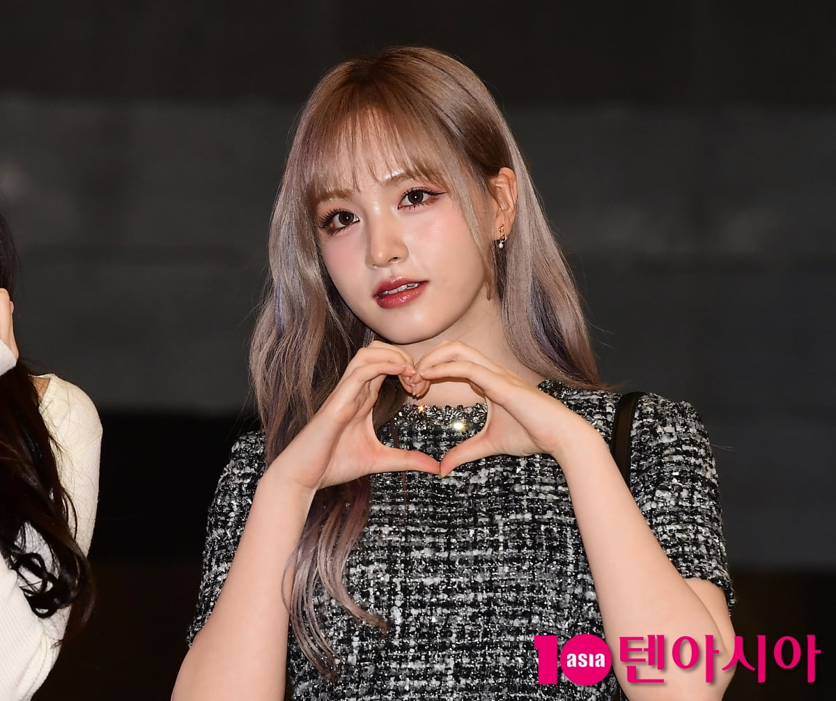 [TEN포토]아이브 리즈 '반짝 반짝 눈이 부셔'