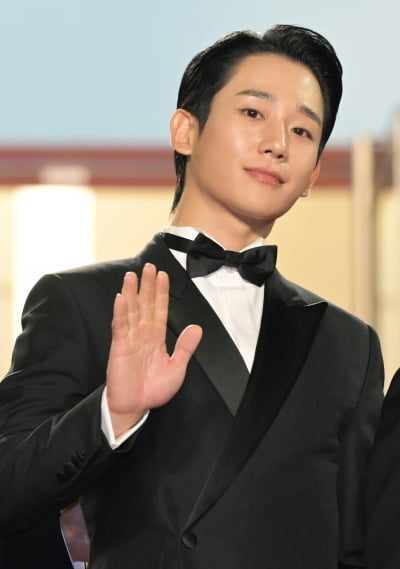 Jung Hae-in attends the Cannes Film Festival for the first time in his life