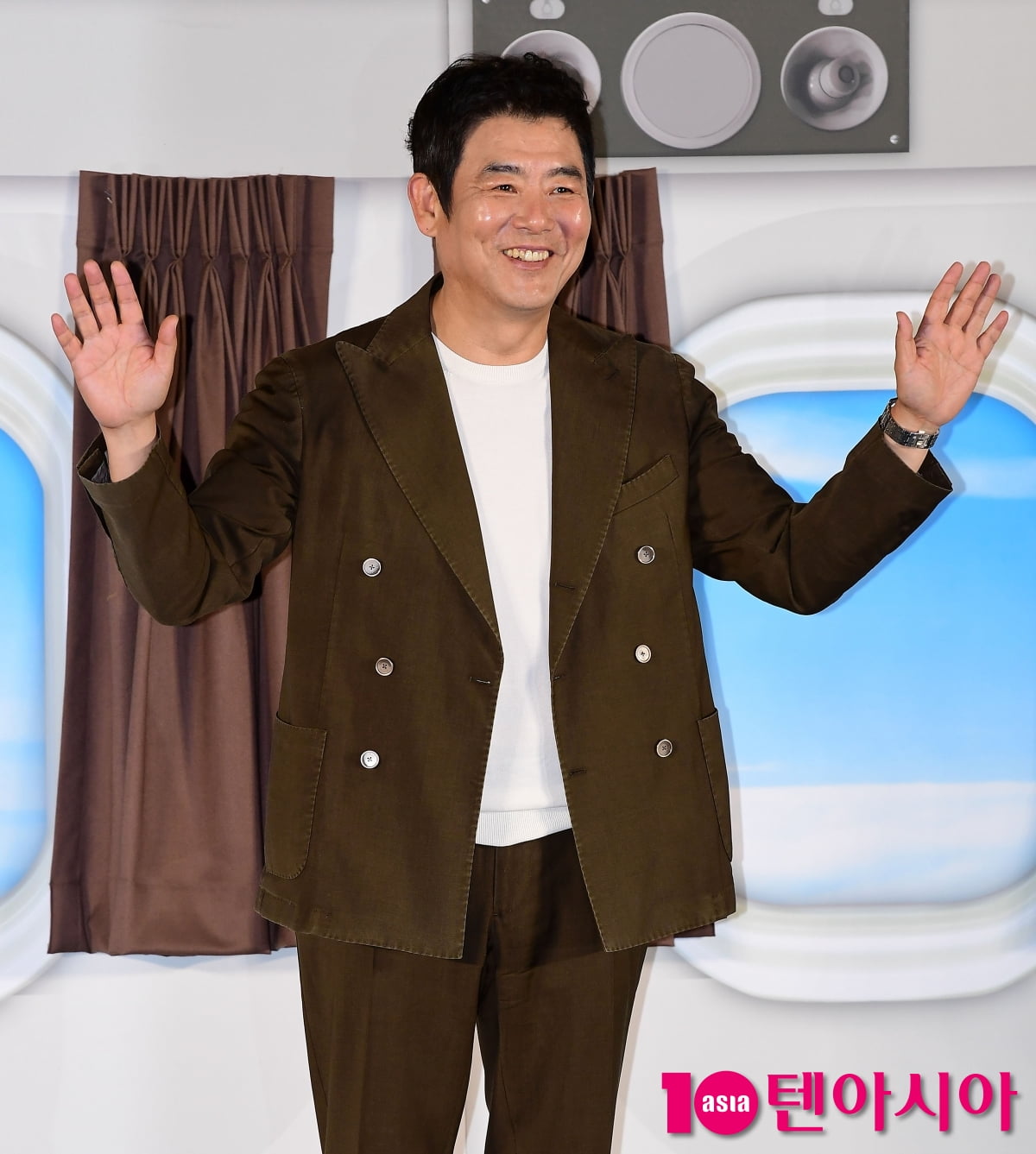 [TEN포토]성동일 '기분 좋아지는 미소'