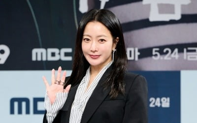 김희선 "유명 심리상담의 연기, 오은영 박사 참고했다" ('우리,집')