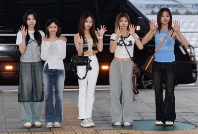[TEN포토]퀸즈아이 '러블리한 공항패션'
