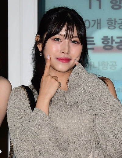 [TEN포토]엑신 이샤 '섹시한 레드립'