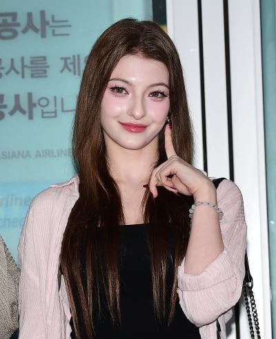 [TEN포토]엑신 노바 '자체발광 비주얼'