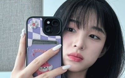 '이혼' 율희, 앞머리 내고 물오른 미모 과시