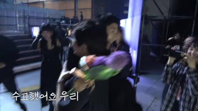 [종합]"골반 뽕 넣었어?" 홍진경, 없던 상 복도 돌아온 매혹적 드레스 자태('공부왕찐천재')