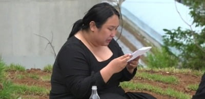 풍자, 20년 만에 엄마 산소 찾아 '오열'…불우한 가정사 고백 ('전참시')