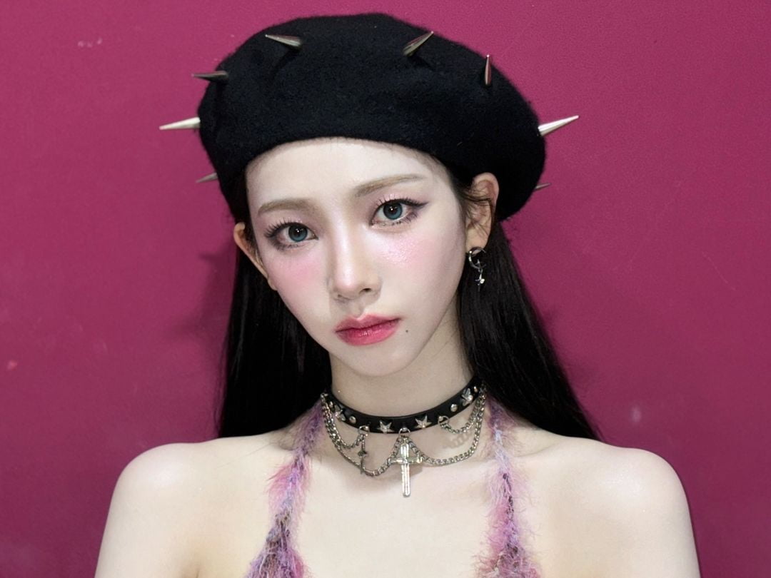 에스파 카리나, 연세대 선배→비현실적 요정…극과 극 미모 자랑