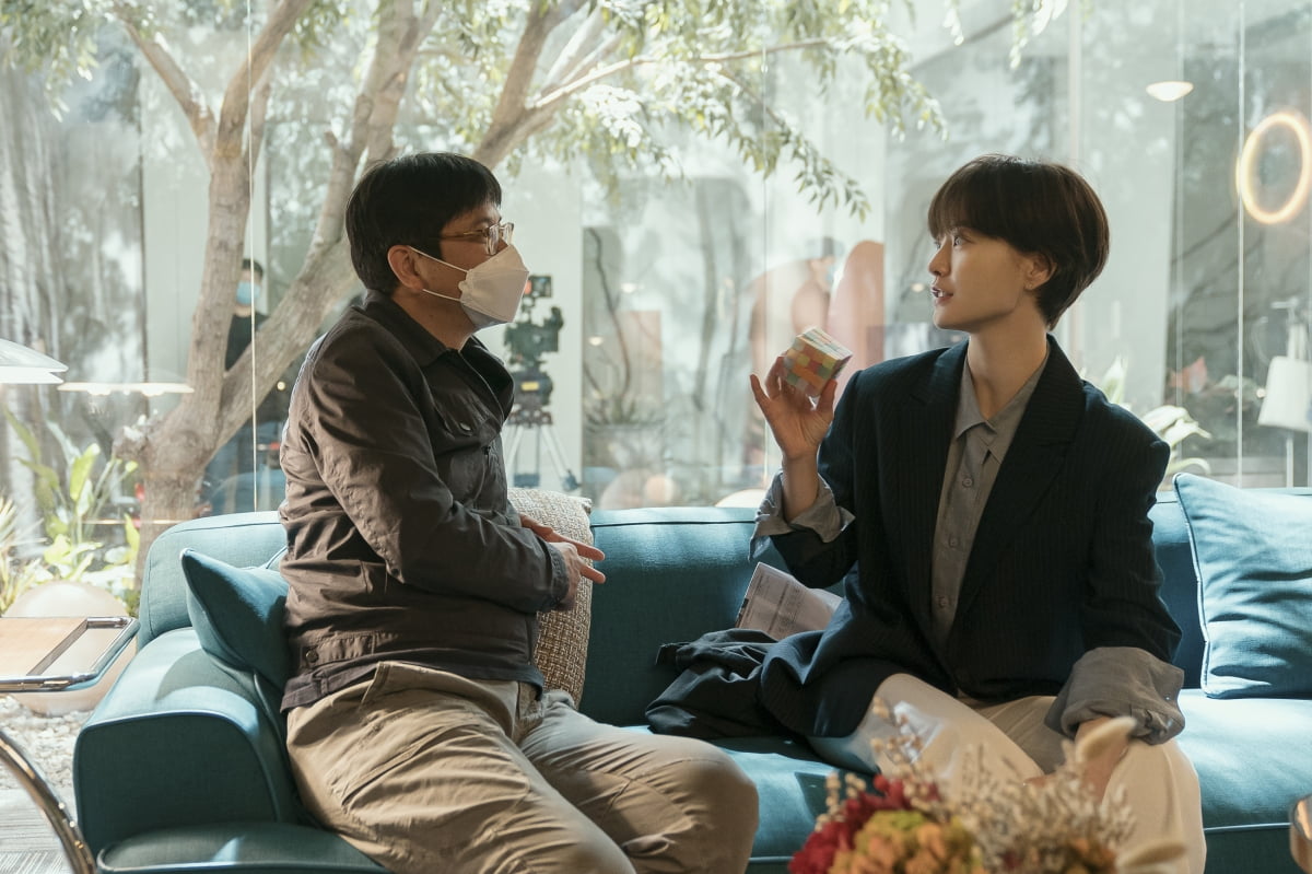 수지♥박보검, 시상식 커플에서 연인으로…정유미·공유, N번째 만남('원더랜드')