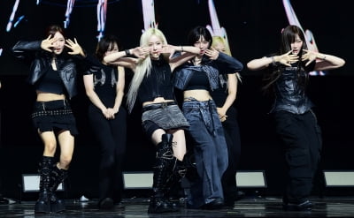 [TEN포토]에스파 '쇠맛 댄스'