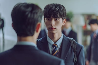 귀요미 은행장은 잊어라…'하이라키' 이채민, 단호한 눈빛